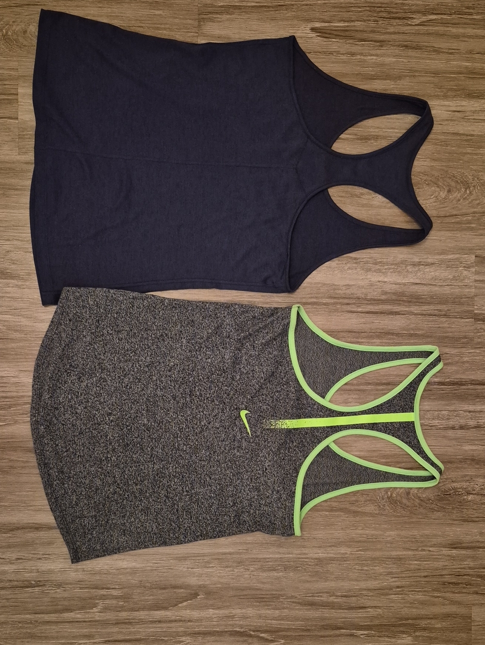 Seattle Seahawks Womens Bundle Nike Med Tank Tops - Picture 8 of 8